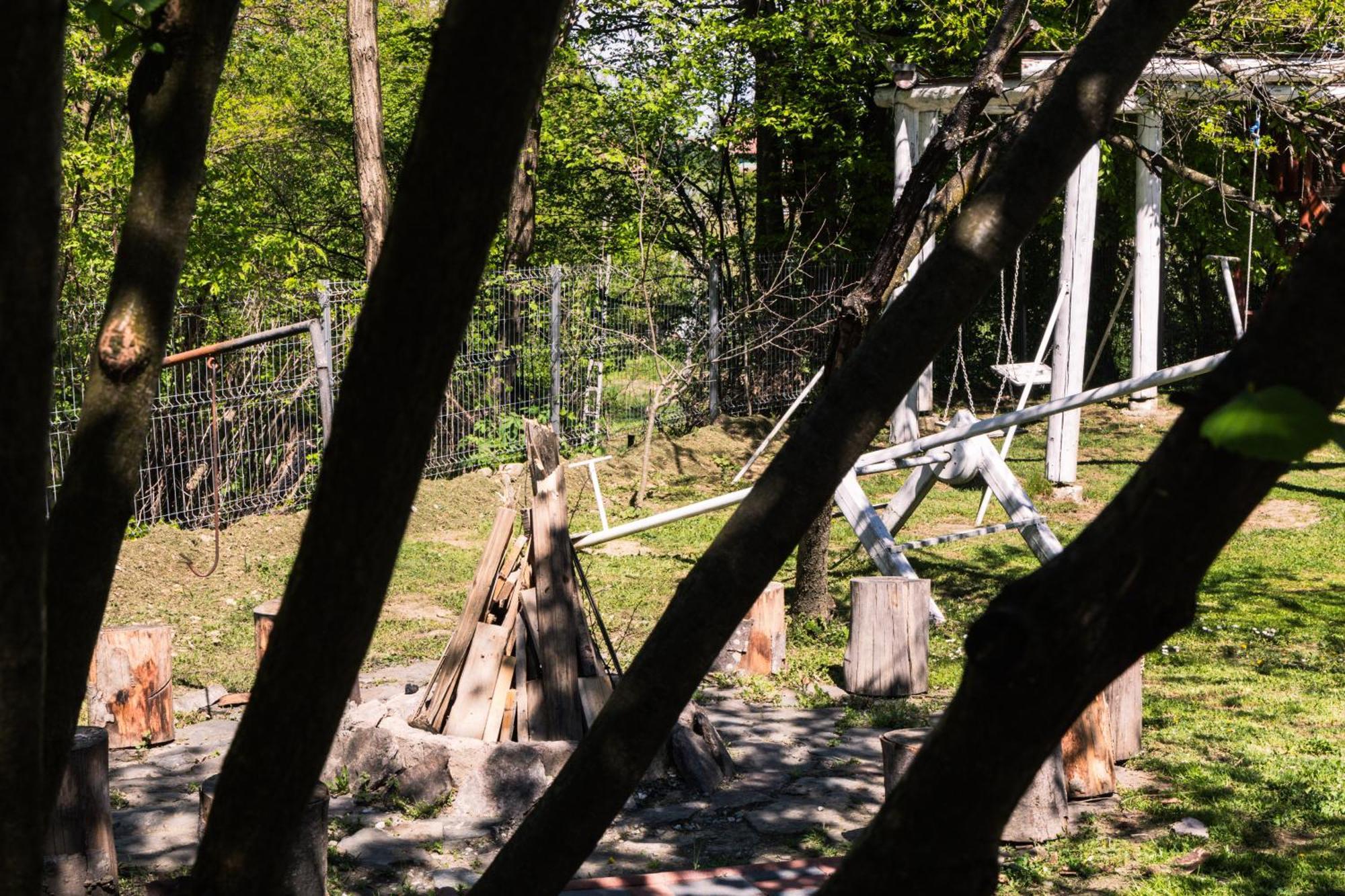 Pensiunea Poiana Avrigului Buitenkant foto